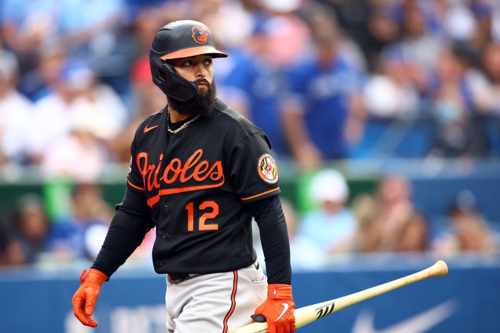Battle of Birds: Orioles drop 2 of 3 to&nbsp;Jays