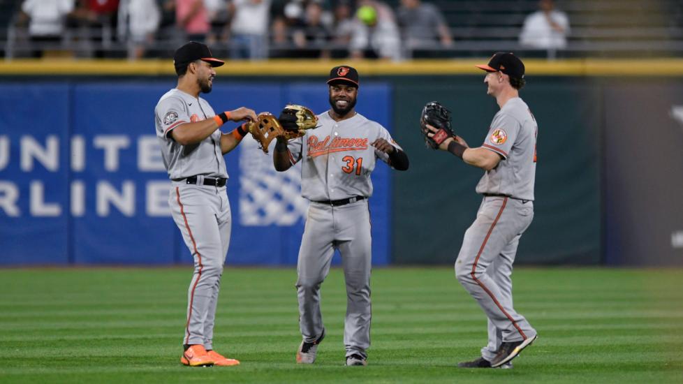 O’s avoid arbitration with 5 of 6 eligible&nbsp;players