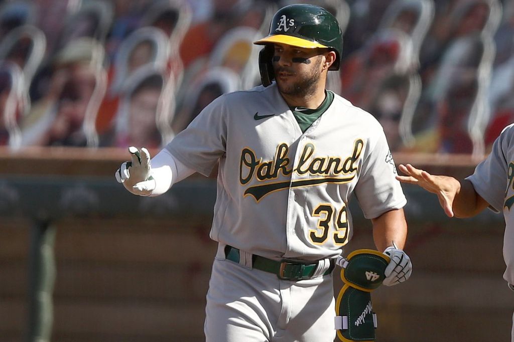 Orioles sign infielder Vimael Machín to minor league&nbsp;deal