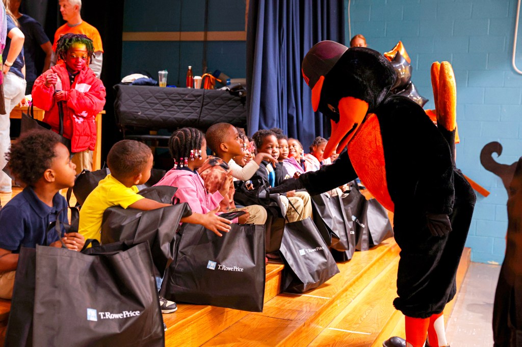 Around the Nest – Season 3, Edition 1: Harlem Park winter clothing&nbsp;drive